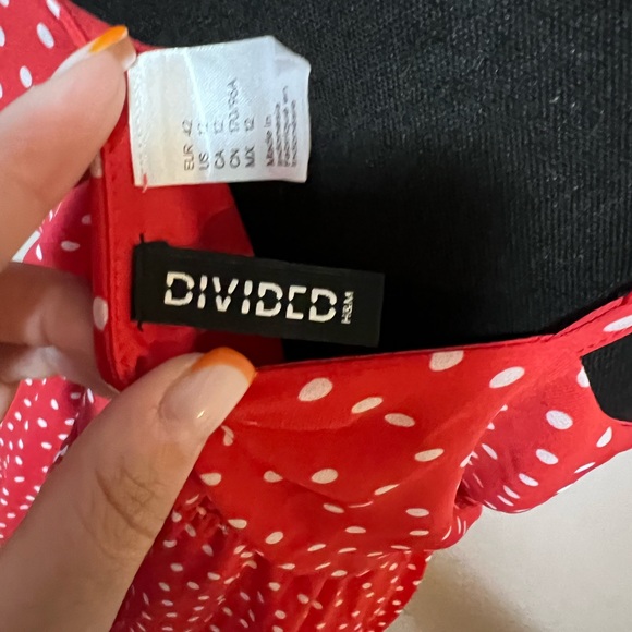 Divided Red polkadot dress - Picture 2 of 3